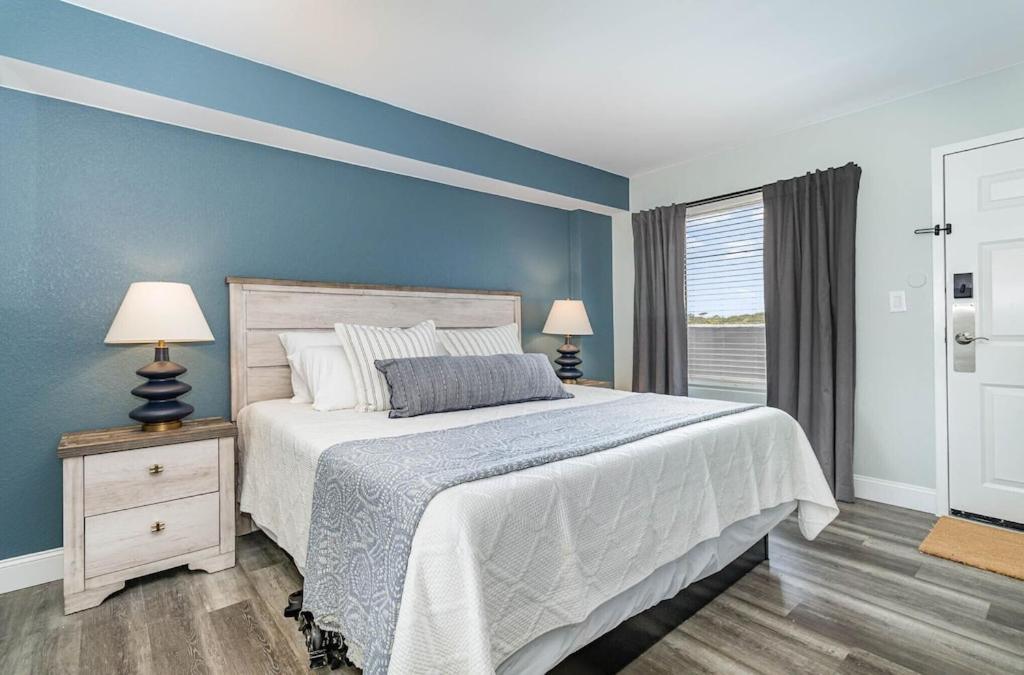 Direct Oceanfront- King Bedroom- Amazing Views/Pools/Hot Tubs/Beach Access/Golf Myrtle Beach Eksteriør billede